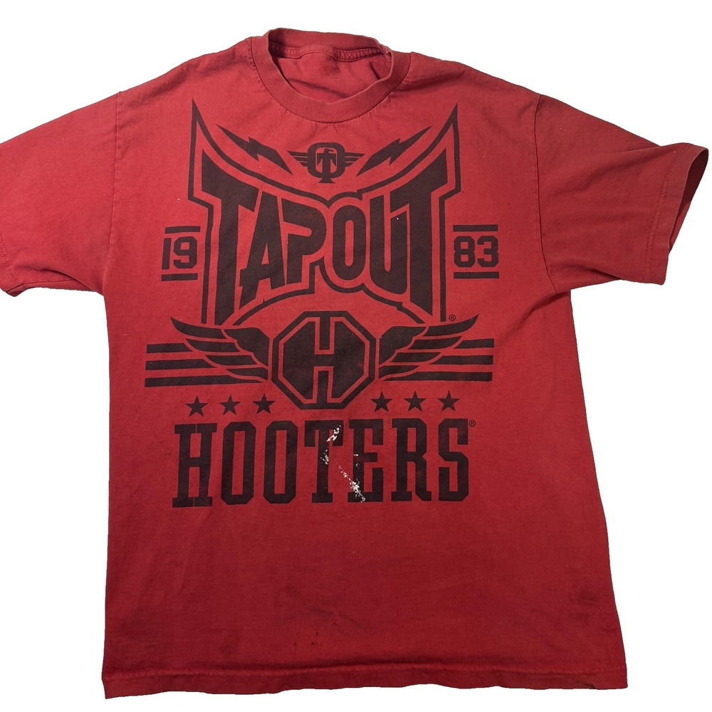 Vintage Tapout x Hooters Y2K TShirt Men M Red MMA‎ UFC Beer Promo Ltd Edition